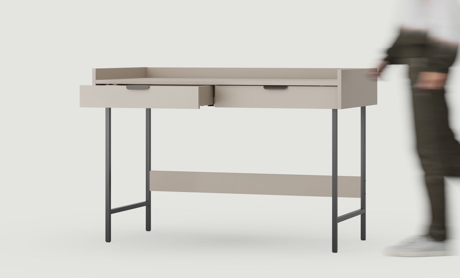 Pracovný stôl SIGI BS2
Farba: jaseňovo biela
Noha: čierna
Rukoväť: LAYERS 110 čadič
