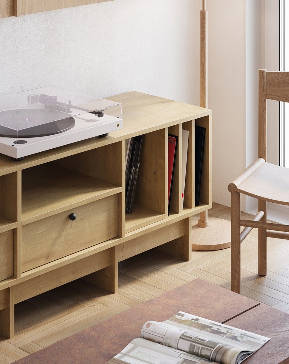 Vinylová RTV skrinka KABE KTV2SW v štýle JAPANDI
Farba: dub Hamilton
Rukoväť: guľová rukoväť čierna KD